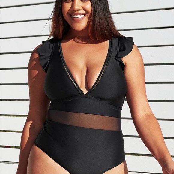 🏷️ CUPSHE Black Ruffle Plunge Neck Plus Size Swimsuit Black Size 0X - Picture 2 of 9